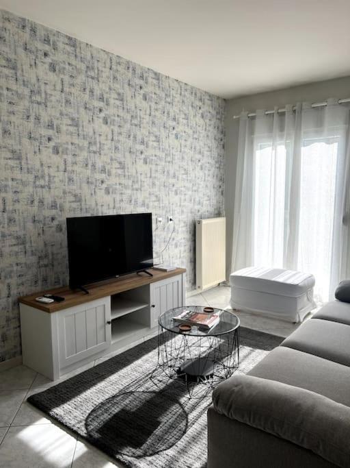 Letty'S Cozy Flat Apartment Peraia  ภายนอก รูปภาพ